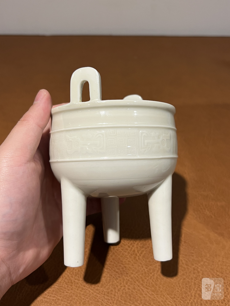 十七世纪 德化饕餮纹鼎炉 - 图4